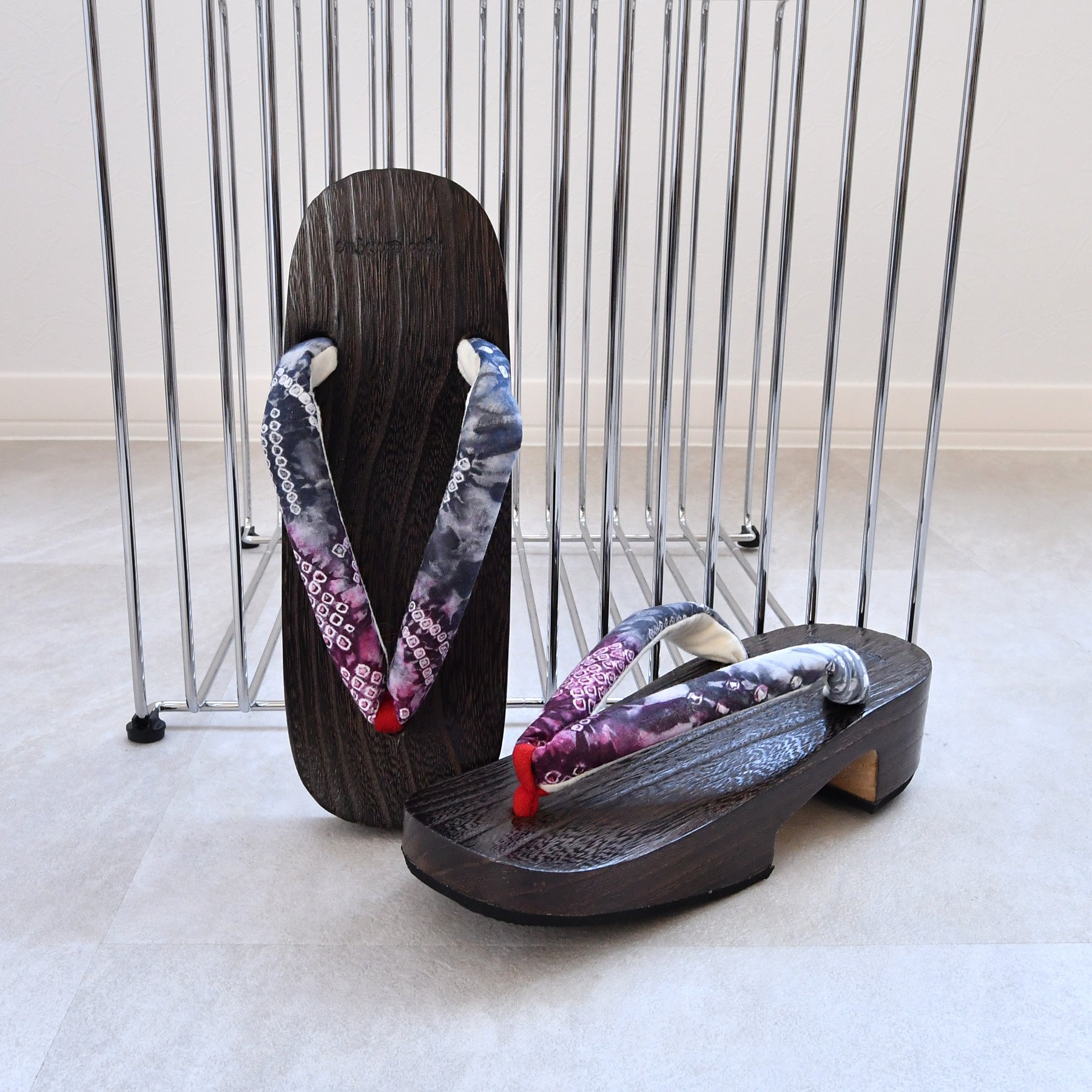 未使用ベージュの桐の高下駄、ぽっくり 未使用ベージュの桐の高下駄、ぽっくり