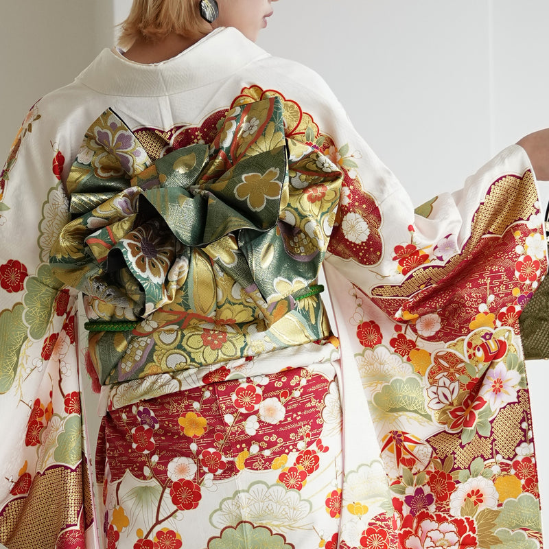 【レンタル】振袖 着物セット 正絹着物+正絹袋帯 成人式  晴れ着 記念撮影 往復送料無料 絵羽 白黒オレンジの牡丹松（1000602300）