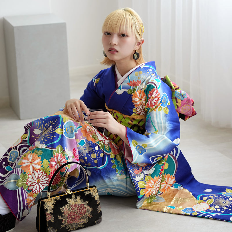 【レンタル】振袖 着物セット 正絹着物+正絹袋帯 成人式  晴れ着 記念撮影 往復送料無料 絵羽 鮮やかブルーに梅流水（1000603500）