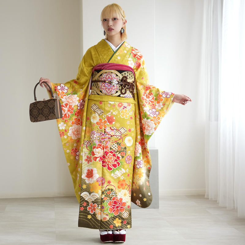 【レンタル】振袖 着物セット 正絹着物+正絹袋帯 成人式  晴れ着 記念撮影 往復送料無料 絵羽 からし色にレトロ牡丹（1000606000）