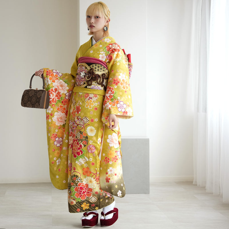 【レンタル】振袖 着物セット 正絹着物+正絹袋帯 成人式  晴れ着 記念撮影 往復送料無料 絵羽 からし色にレトロ牡丹（1000606000）