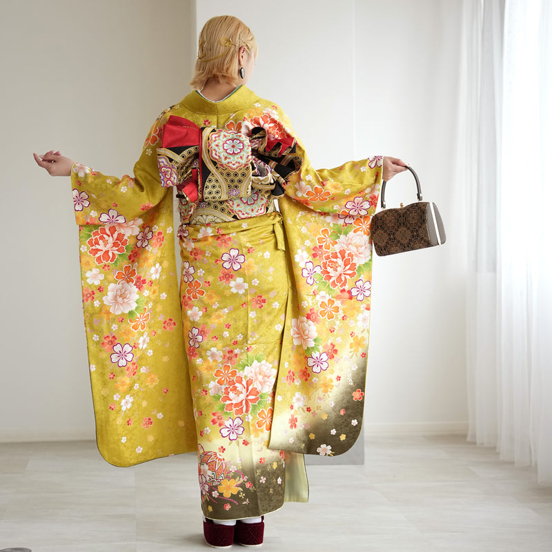 【レンタル】振袖 着物セット 正絹着物+正絹袋帯 成人式  晴れ着 記念撮影 往復送料無料 絵羽 からし色にレトロ牡丹（1000606000）