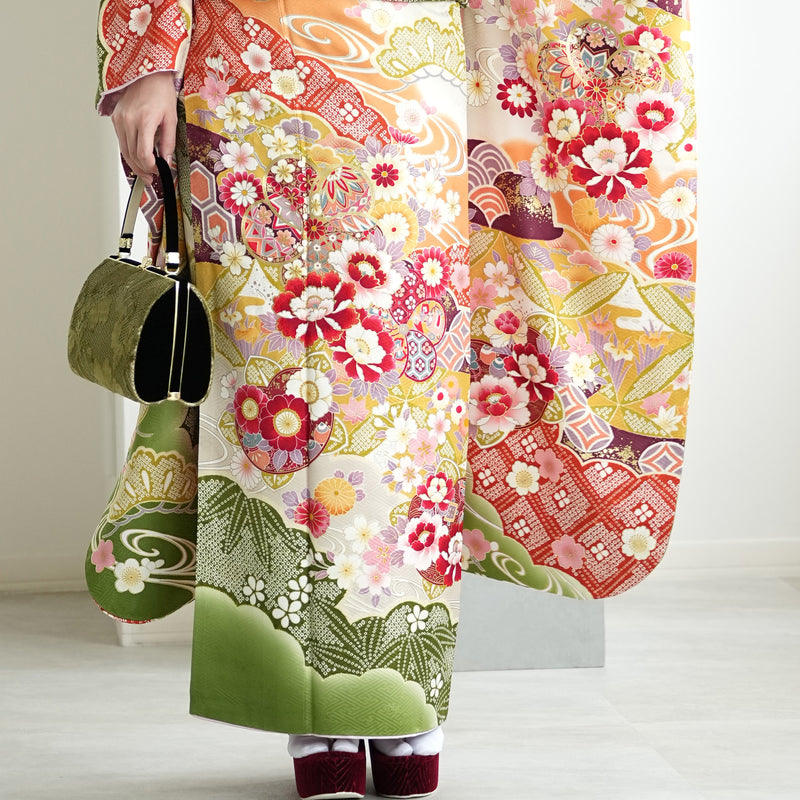 【レンタル】振袖 着物セット 正絹着物+正絹袋帯 成人式  晴れ着 記念撮影 往復送料無料 絵羽 からしと抹茶の豪華な古典柄（1000606500）