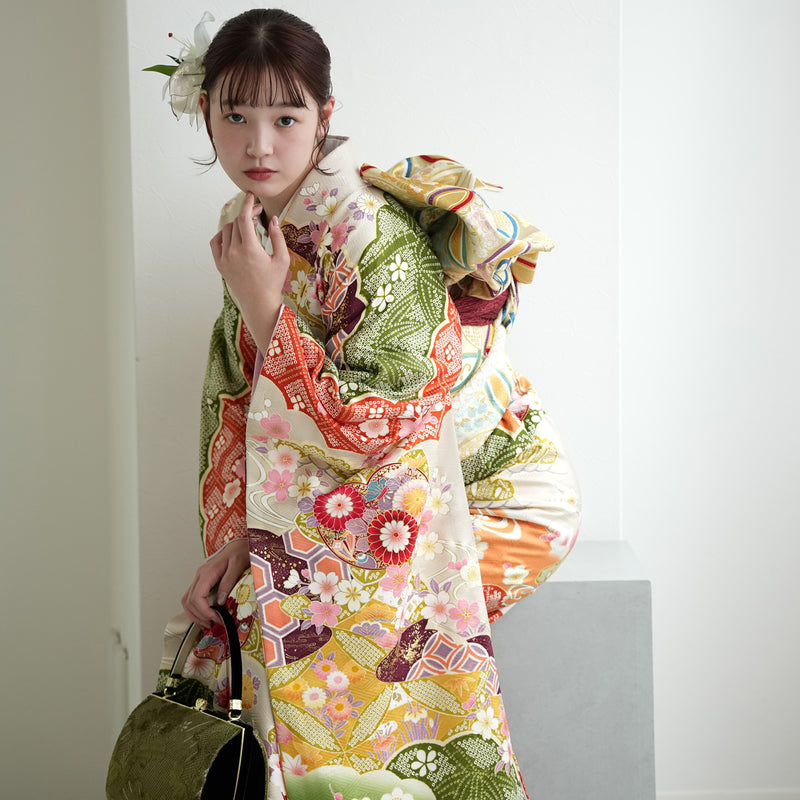 【レンタル】振袖 着物セット 正絹着物+正絹袋帯 成人式  晴れ着 記念撮影 往復送料無料 絵羽 からしと抹茶の豪華な古典柄（1000606500）