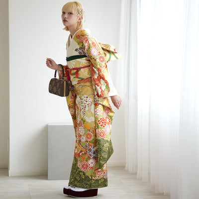 【レンタル】振袖 着物セット 正絹着物+正絹袋帯 成人式  晴れ着 記念撮影 往復送料無料 絵羽 淡黄色と抹茶のモダン（1000610500）