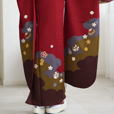 【レンタル】振袖 着物セット アンティーク正絹着物+正絹袋帯 成人式  晴れ着 記念撮影 往復送料無料 絵羽 レトロ赤の雲取（1000616800）