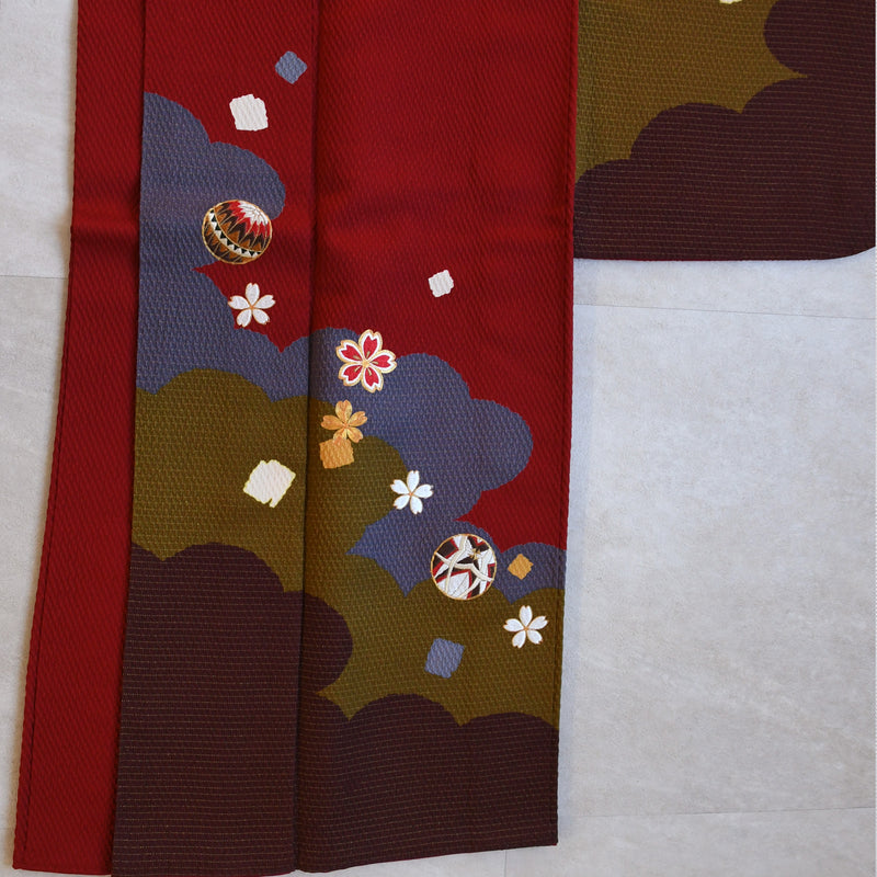 【レンタル】振袖 着物セット アンティーク正絹着物+正絹袋帯 成人式  晴れ着 記念撮影 往復送料無料 絵羽 レトロ赤の雲取（1000616800）