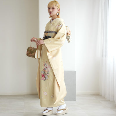 【レンタル】振袖 着物セット アンティーク正絹着物+正絹袋帯 成人式  晴れ着 記念撮影 往復送料無料 絵羽 たまごいろの花結び（1000617200）
