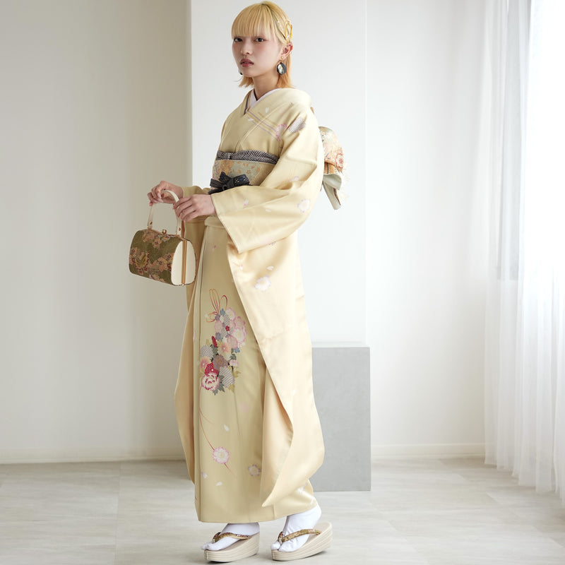 【レンタル】振袖 着物セット アンティーク正絹着物+正絹袋帯 成人式  晴れ着 記念撮影 往復送料無料 絵羽 たまごいろの花結び（1000617200）