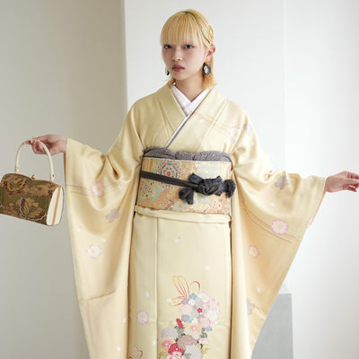 【レンタル】振袖 着物セット アンティーク正絹着物+正絹袋帯 成人式  晴れ着 記念撮影 往復送料無料 絵羽 たまごいろの花結び（1000617200）