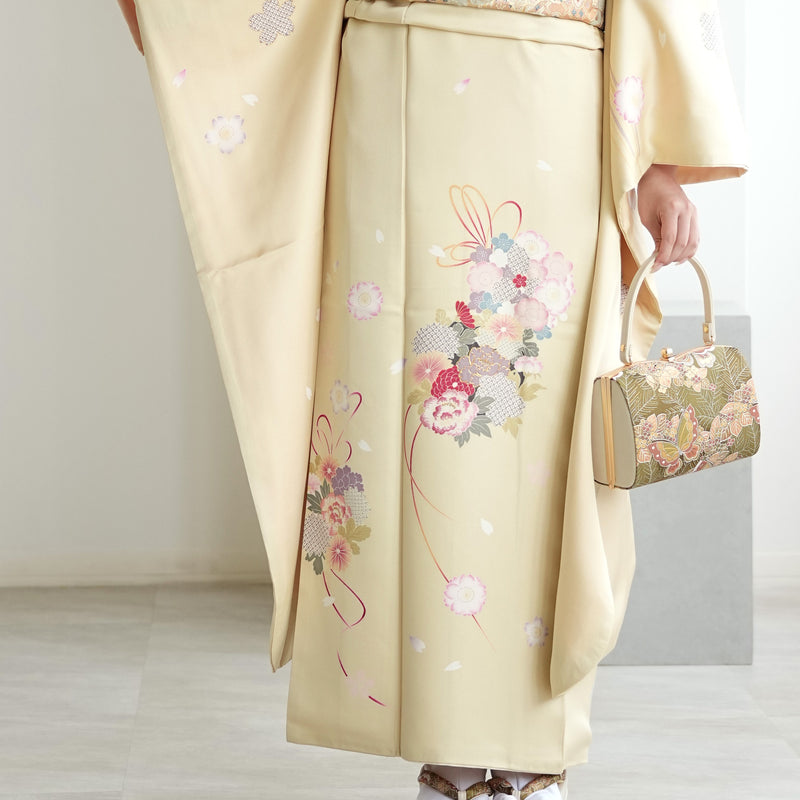 【レンタル】振袖 着物セット アンティーク正絹着物+正絹袋帯 成人式  晴れ着 記念撮影 往復送料無料 絵羽 たまごいろの花結び（1000617200）