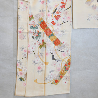 【レンタル】振袖 着物セット 正絹着物+正絹袋帯 成人式  晴れ着 記念撮影 往復送料無料 絵羽 クリームイエローの古典柄（1000617600）