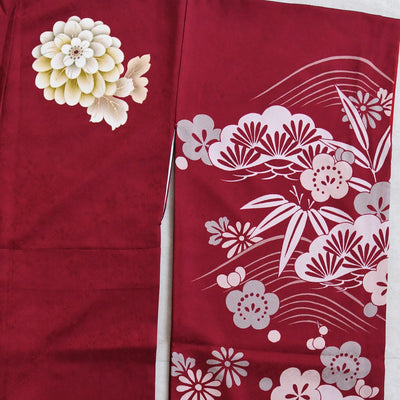 【レンタル】振袖 正絹着物+袋帯 21点セット 絵羽 深紅に大きな古典菊（1000625400）