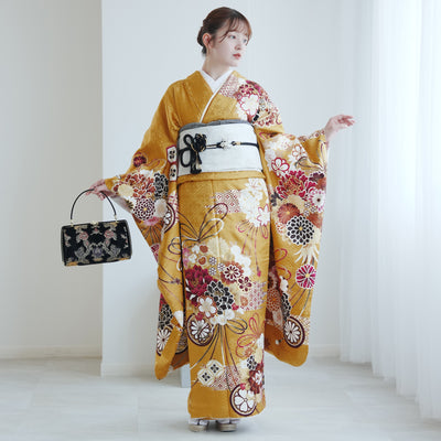 【レンタル】振袖 正絹着物+袋帯 21点セット 絵羽  芥子色に古典花結び（1000625800）
