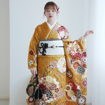 【レンタル】振袖 正絹着物+袋帯 21点セット 絵羽  芥子色に古典花結び（1000625800）