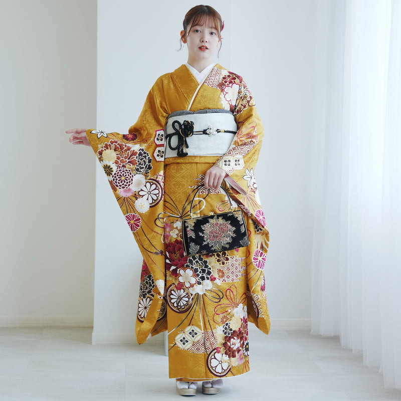 【レンタル】振袖 正絹着物+袋帯 21点セット 絵羽  芥子色に古典花結び（1000625800）