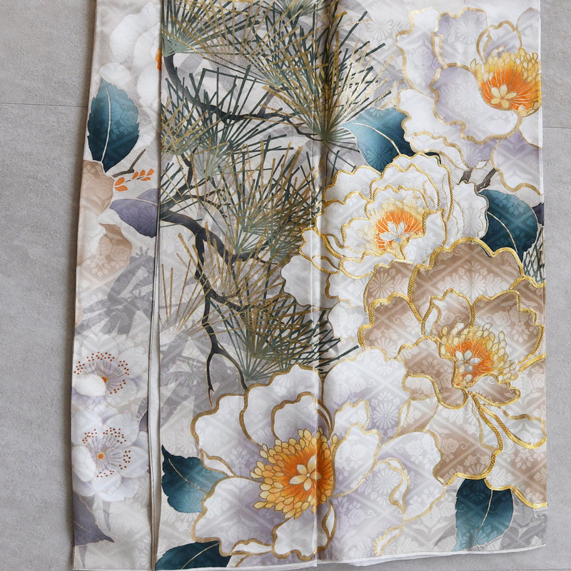 【レンタル】振袖 正絹着物+袋帯 21点セット 絵羽 象牙色に豪華な牡丹（1000626300）