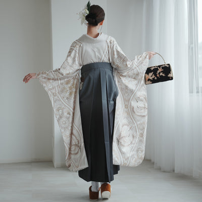【レンタル】 袴 18点セット ピンクベージュに舞う鶴 正絹振袖着物 袴91cm（身長153-158cm） ブーツ着用時165cmまで適応  卒業式 大学生にも（1014651111）