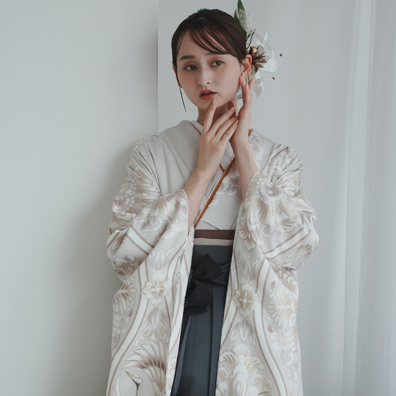 【レンタル】 袴 18点セット ピンクベージュに舞う鶴 正絹振袖着物 袴91cm（身長153-158cm） ブーツ着用時165cmまで適応  卒業式 大学生にも（1014651111）