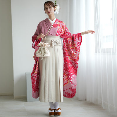 【レンタル】 袴 18点セット 赤地に絞り風の花文様 正絹振袖着物 袴91cm（身長153-158cm） ブーツ着用時165cmまで適応  卒業式 大学生にも（1014651411）