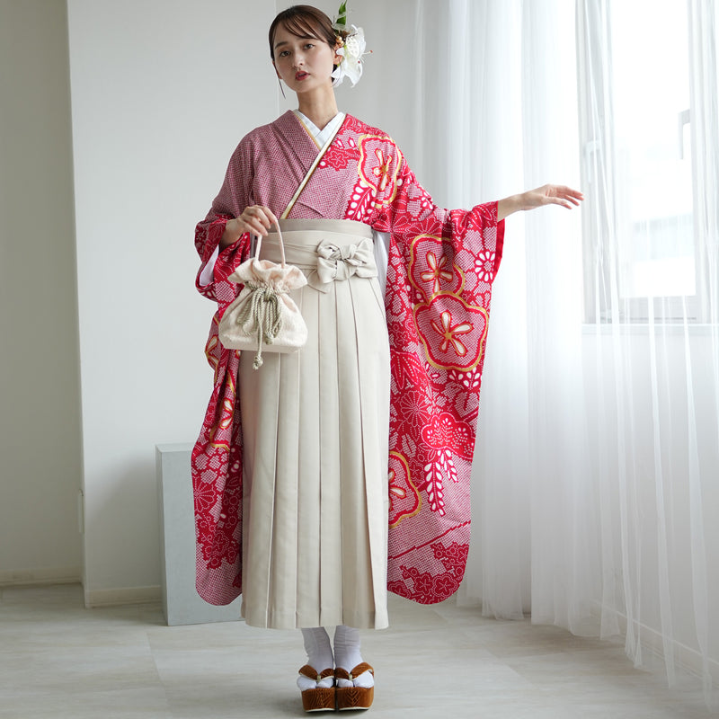 【レンタル】 袴 18点セット 赤地に絞り風の花文様 正絹振袖着物 袴91cm（身長153-158cm） ブーツ着用時165cmまで適応  卒業式 大学生にも（1014651411）