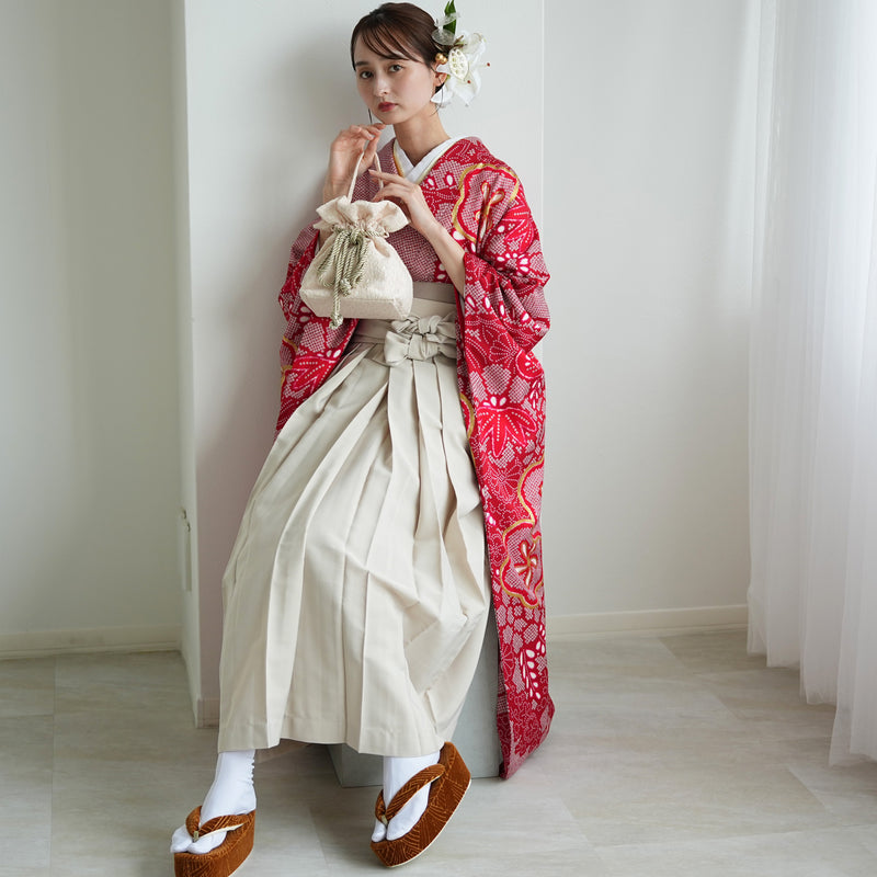 【レンタル】 袴 18点セット 赤地に絞り風の花文様 正絹振袖着物 袴91cm（身長153-158cm） ブーツ着用時165cmまで適応  卒業式 大学生にも（1014651411）