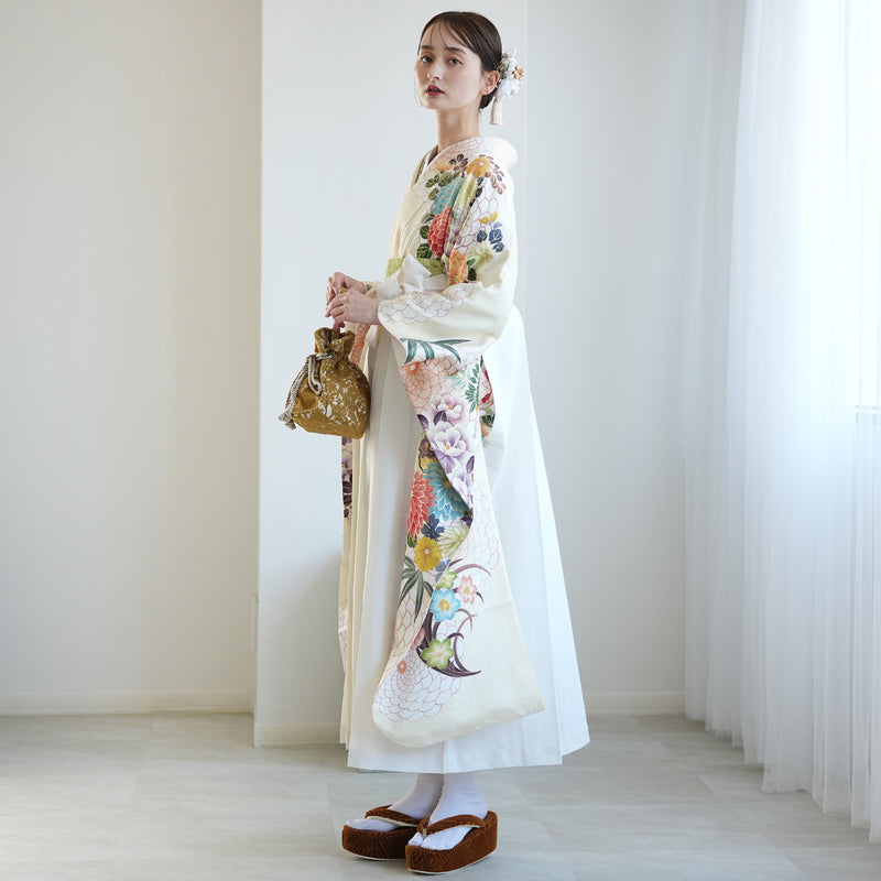 【レンタル】 袴 18点セット クリームに大きな丸菊と藤 正絹振袖着物 袴91cm（身長153-158cm） ブーツ着用時165cmまで適応  卒業式 大学生にも（1014651511）