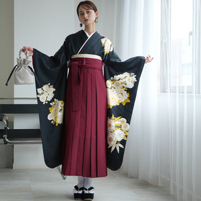 【レンタル】 袴 18点セット 黒地に華やか金彩と古典花 正絹振袖着物 袴91cm（身長153-158cm） ブーツ着用時165cmまで適応  卒業式 大学生にも（1014651911）