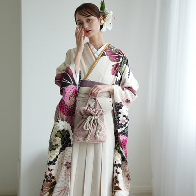 【レンタル】 袴 18点セット きなりに大きな菊 正絹振袖着物 袴91cm（身長153-158cm） ブーツ着用時165cmまで適応  卒業式 大学生にも（1014652211）