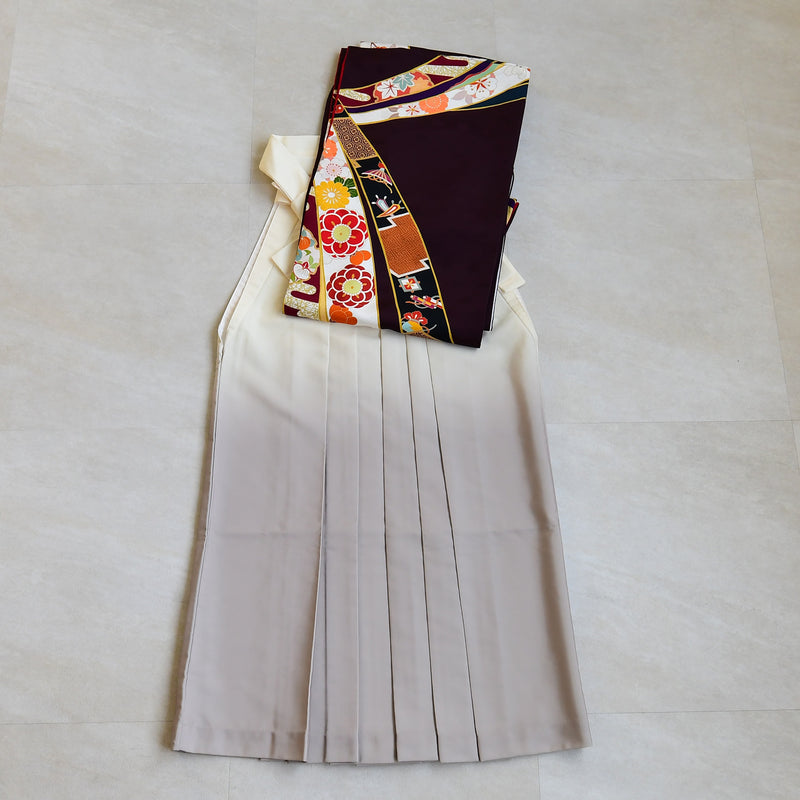 【レンタル】 袴 18点セット 黒紫に華やか熨斗目柄 正絹振袖着物 袴91cm（身長153-158cm） ブーツ着用時165cmまで適応  卒業式 大学生にも（1014652311）