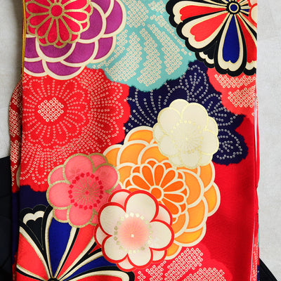 【レンタル】 袴 18点セット 赤の菊づくし 正絹振袖着物 袴91cm（身長153-158cm） ブーツ着用時165cmまで適応  卒業式 大学生にも（1014652411）