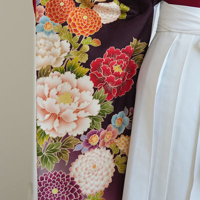 【レンタル】 袴 18点セット レトロ紫ぼかしに古典花 正絹振袖着物 袴91cm（身長153-158cm） ブーツ着用時165cmまで適応  卒業式 大学生にも（1014652511）