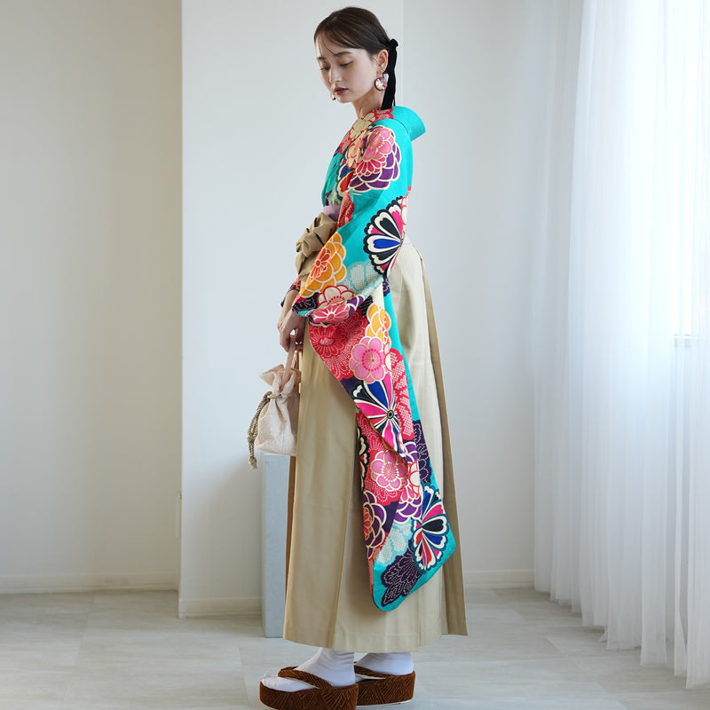 【レンタル】 袴 18点セット レトロ水色の菊づくし 正絹振袖着物 袴91cm（身長153-158cm） ブーツ着用時165cmまで適応  卒業式 大学生にも（1014652611）