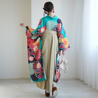 【レンタル】 袴 18点セット レトロ水色の菊づくし 正絹振袖着物 袴91cm（身長153-158cm） ブーツ着用時165cmまで適応  卒業式 大学生にも（1014652611）
