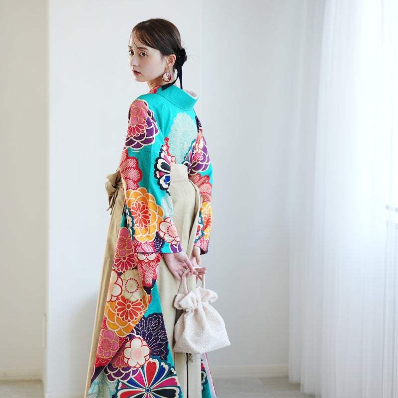 【レンタル】 袴 18点セット レトロ水色の菊づくし 正絹振袖着物 袴91cm（身長153-158cm） ブーツ着用時165cmまで適応  卒業式 大学生にも（1014652611）