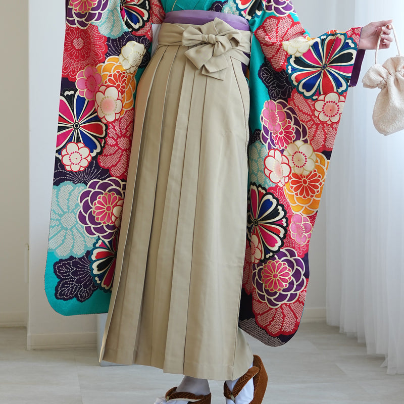 【レンタル】 袴 18点セット レトロ水色の菊づくし 正絹振袖着物 袴91cm（身長153-158cm） ブーツ着用時165cmまで適応  卒業式 大学生にも（1014652611）