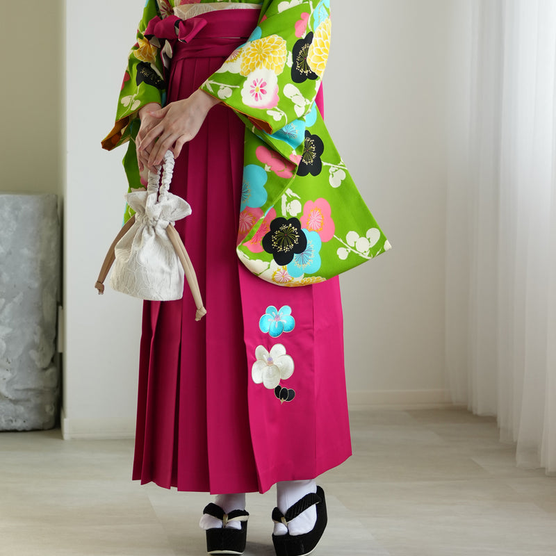 【レンタル】紅一点 2尺袖 袴 17点セット 91-99cm 日本製 レトロモダン系 菊 黄緑系（1020600101）