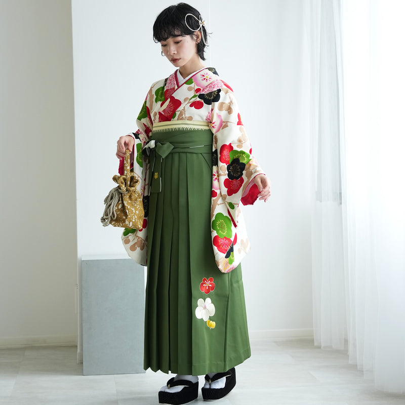 【レンタル】紅一点 2尺袖 袴 17点セット 91-99cm 日本製 レトロモダン系 菊 白系（1020600301）