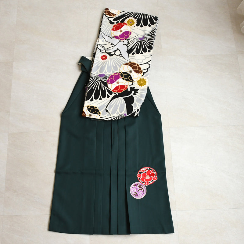 【レンタル】 袴 17点セット JAPANSTYLE×中村里砂 袴91-99cm（身長153-170cm） 二尺袖着物 フルセット レディース 大学生 卒業式 重ね衿縫い付済 （1020600901）