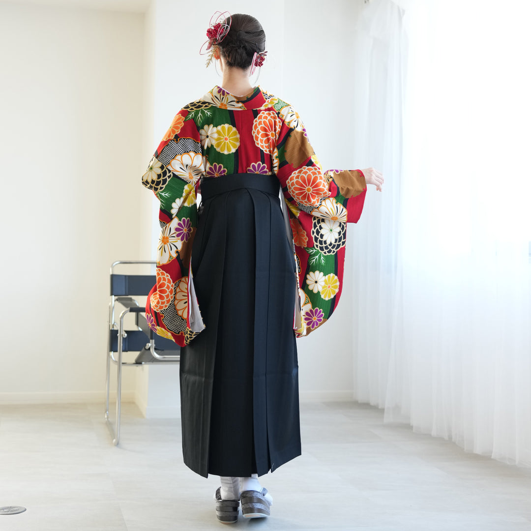 定3万以上utatane◆雲取梅柄の二尺袖着物+袴＋重ね衿縫付け済フルセット新品 定3万以上utatane◇矢がすり菊の二尺袖着物+袴＋重ね衿（縫付け