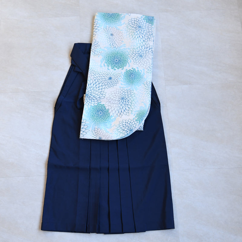 【レンタル】 袴 17点セット utatane 二尺袖着物  先染めベージュに清楚グリーンの糸菊  重ね衿縫い付済  卒業式 大学生 専門学生 （1020612301）