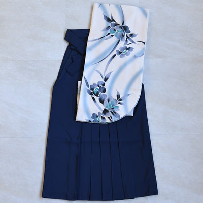 【レンタル】 袴 17点セット utatane 二尺袖着物  レトロホワイトに流れる美人花 袴91cm（身長153-158cm） 重ね衿縫い付済  卒業式 大学生 専門学生 （1020617101）