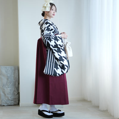 【レンタル】 袴 17点セット ニコアンティーク 二尺袖着物  ブラック千鳥ストライプ 袴91cm（身長153-158cm） 重ね衿縫い付済  卒業式 大学生 専門学生 （1020625401）