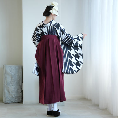 【レンタル】 袴 17点セット ニコアンティーク 二尺袖着物  ブラック千鳥ストライプ 袴91cm（身長153-158cm） 重ね衿縫い付済  卒業式 大学生 専門学生 （1020625401）