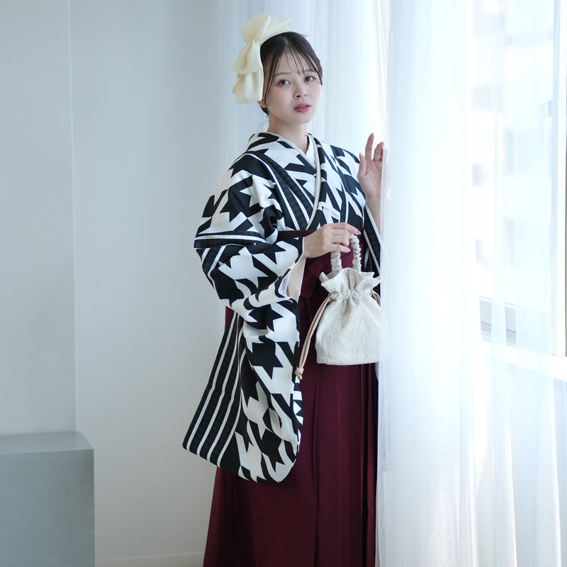 【レンタル】 袴 17点セット ニコアンティーク 二尺袖着物  ブラック千鳥ストライプ 袴91cm（身長153-158cm） 重ね衿縫い付済  卒業式 大学生 専門学生 （1020625401）