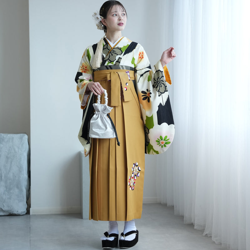 【レンタル品】紅一点 2尺袖 袴 17点セット 91-99cm 日本製 レトロモダン系 菊 黄緑系（1020648201）