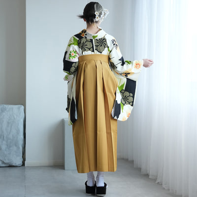 【レンタル品】紅一点 2尺袖 袴 17点セット 91-99cm 日本製 レトロモダン系 菊 黄緑系（1020648201）