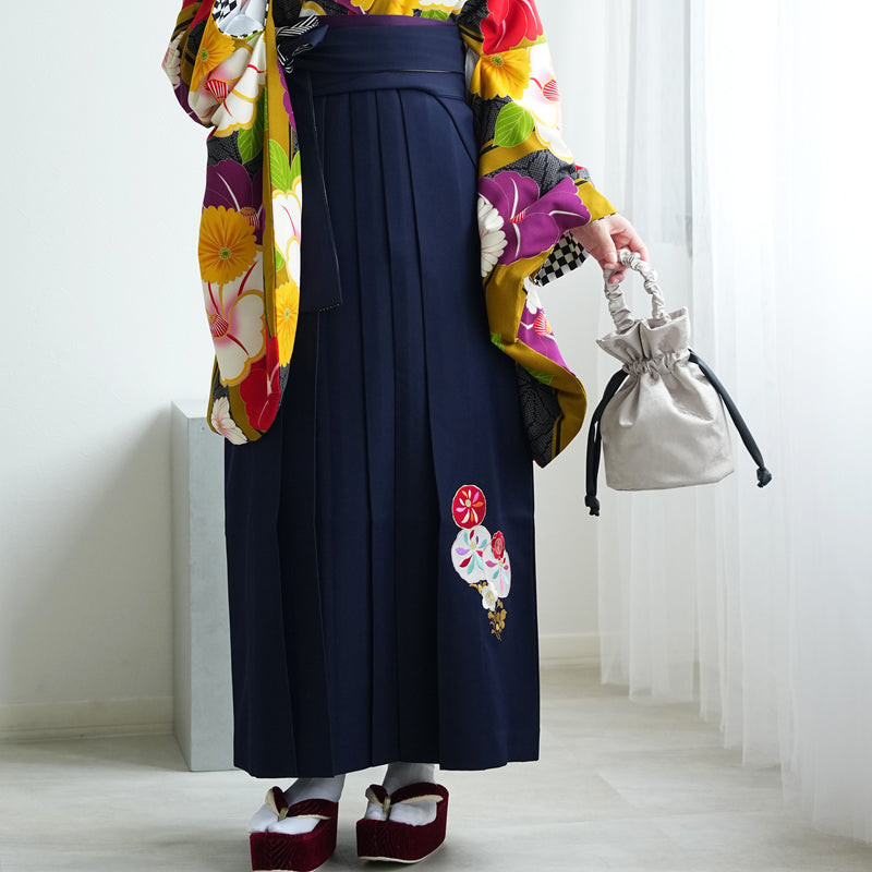 【レンタル】 袴 17点セット JAPANSTYLE×中村里沙  袴91-99cm（身長153-170cm） 二尺袖着物 フルセット レディース 大学生 卒業式 重ね衿縫い付済 （1020648501）