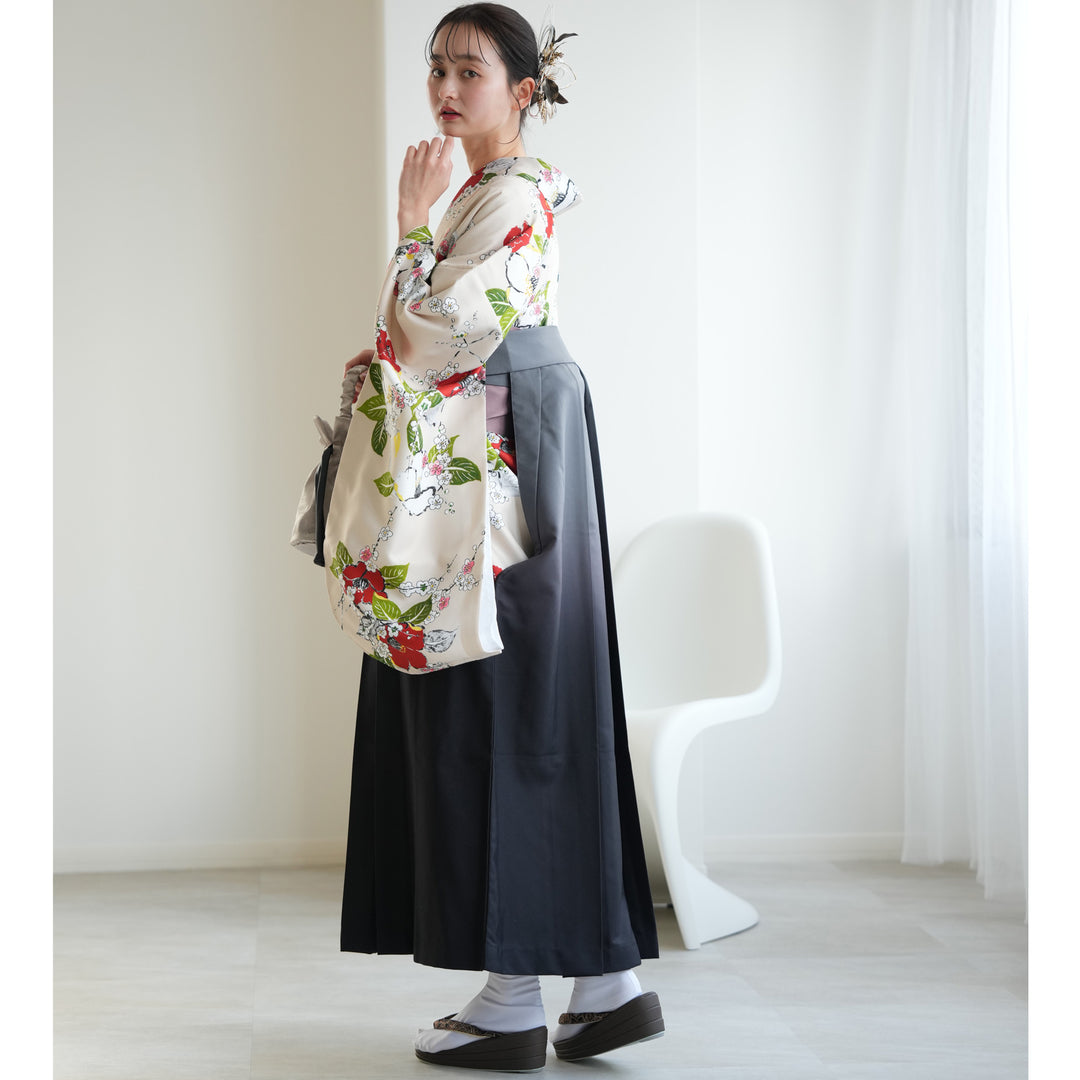 おしゃれなたっつけ袴❗️グリーンとグレー2点 袴 セット 卒業式 女性 4点セット「二尺袖：縞すずらん ベージュ