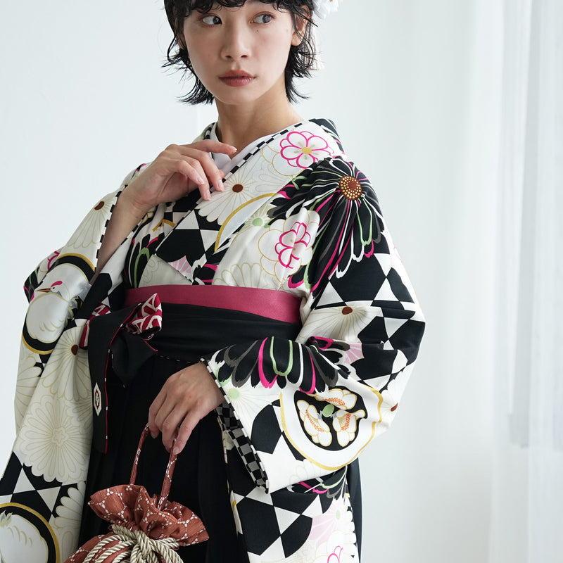 【レンタル】袴 17点セット JAPAN STYLE×中村里砂 袴91-99cm（身長153-170cm） 二尺袖着物 卒業式 大学生 レディース 日本製 （1020653601）